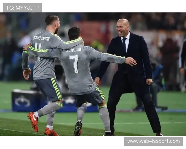 拉莫斯世俱杯进球后模仿C罗庆祝，称要致敬偶像